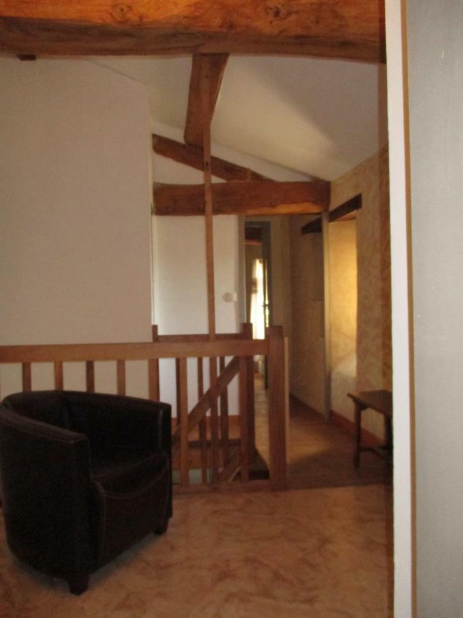 Vila Logis De Bois Roche Saint-Bonnet-sur-Gironde Exteriér fotografie